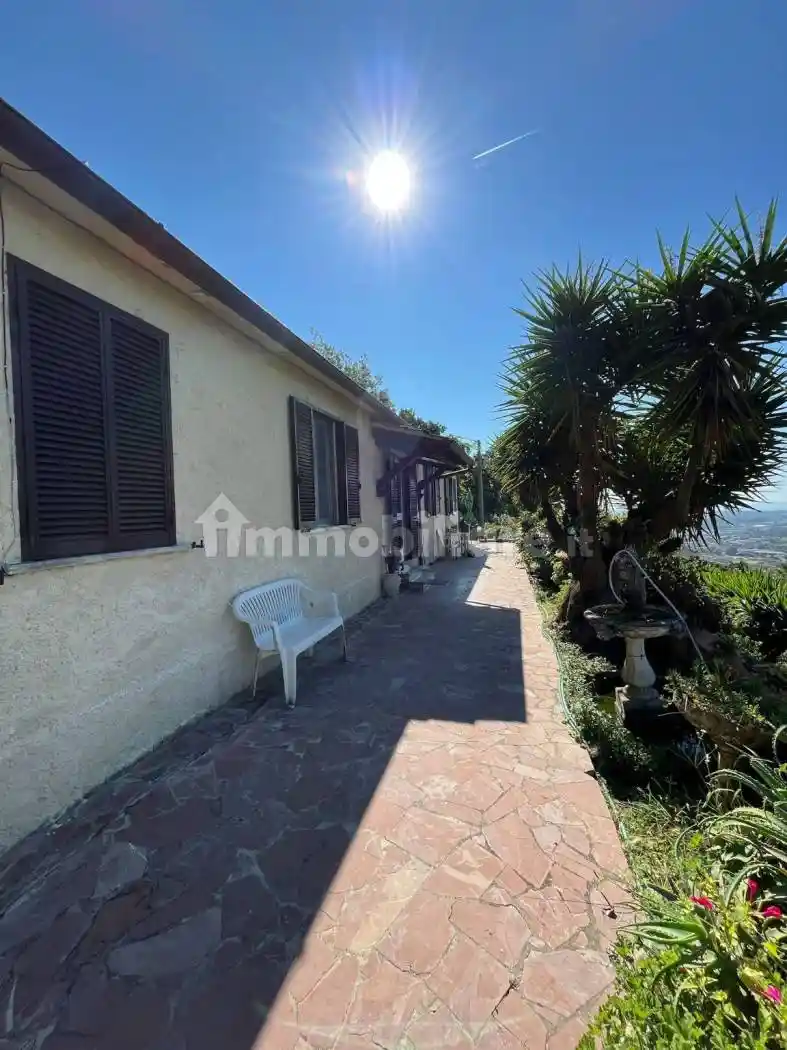 Villa in vendita a Pietrasanta