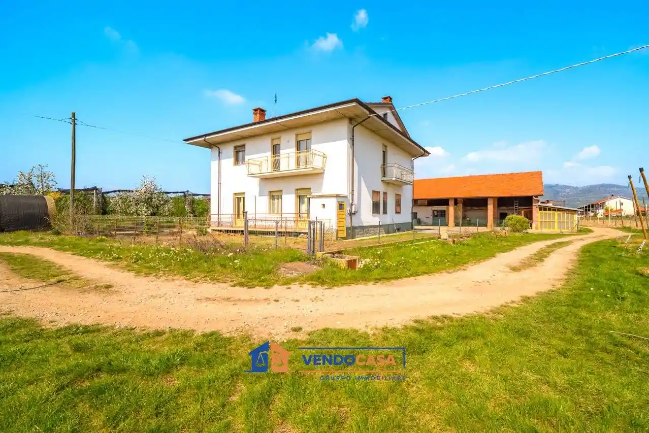 Villa in vendita a Dronero