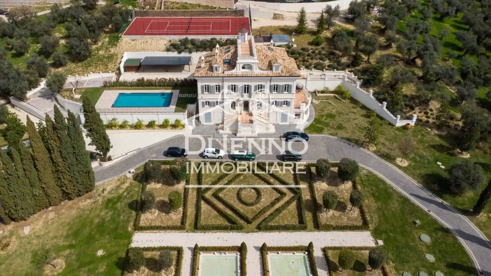Villa in vendita a Fara in Sabina