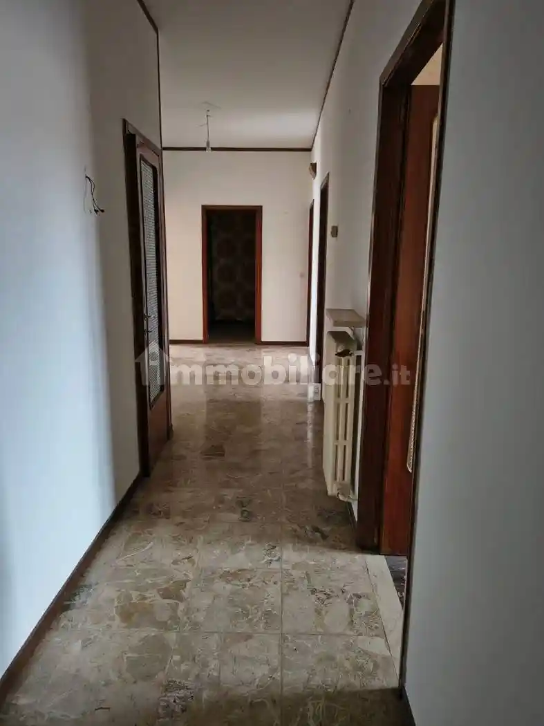 Appartamento in vendita a Piacenza