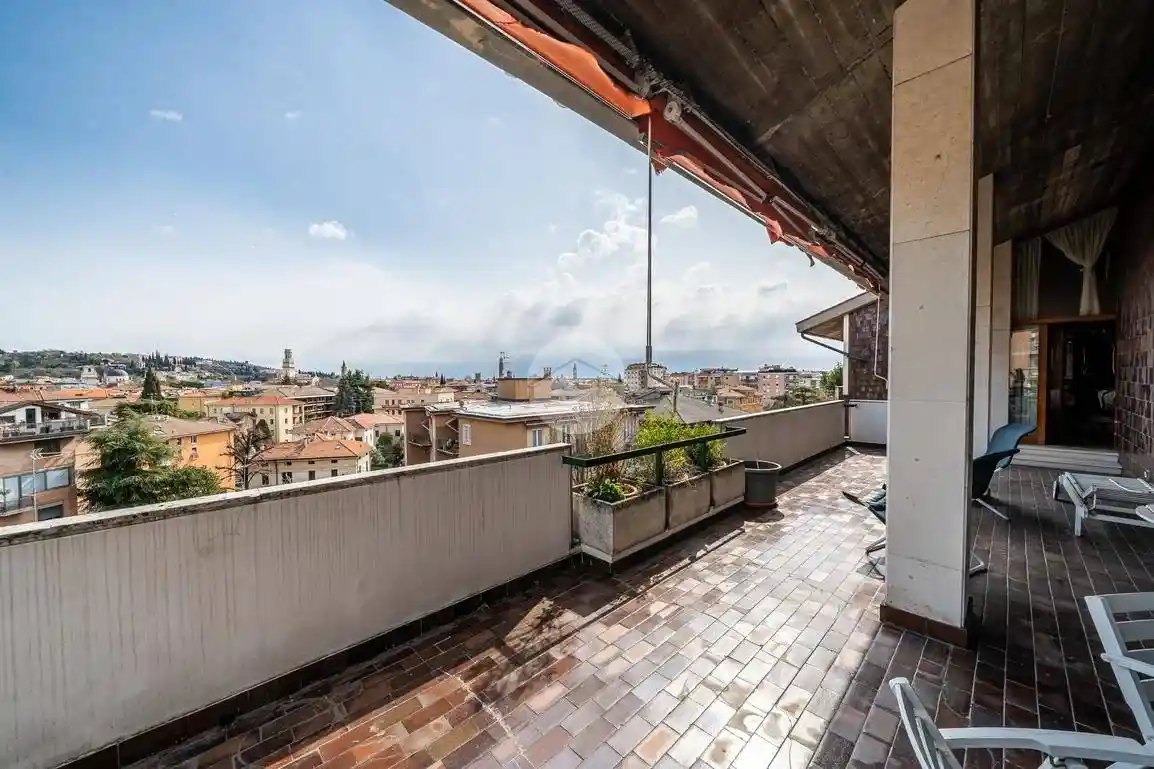 Appartamento in vendita a Verona