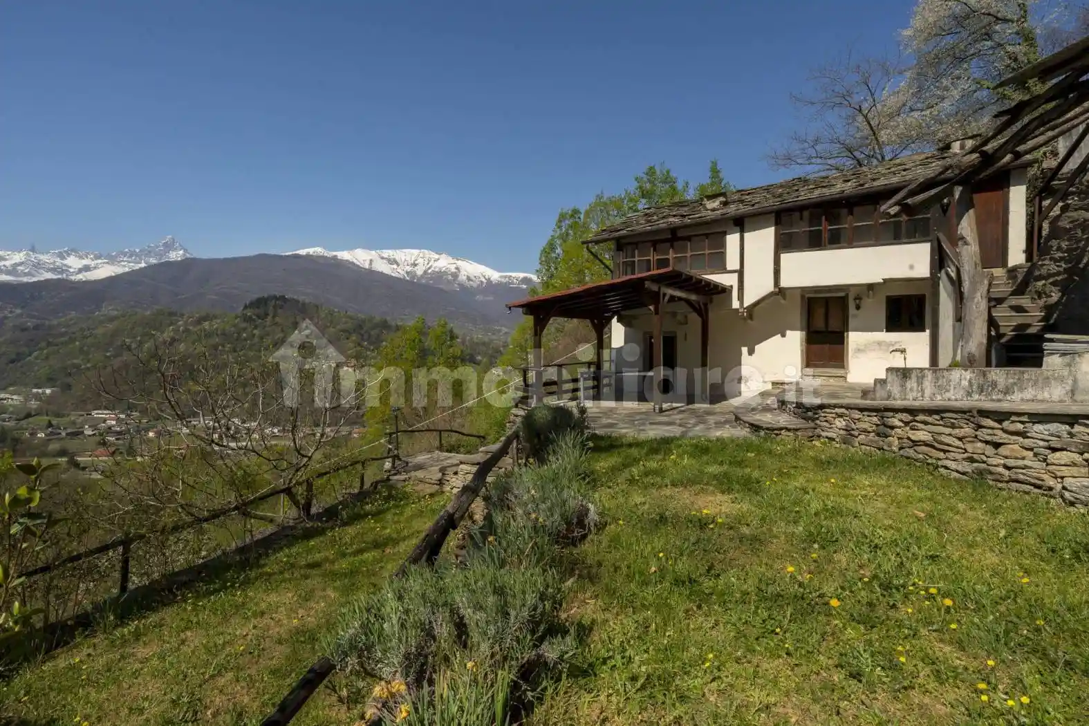 Rustico - Casale in vendita a Barge