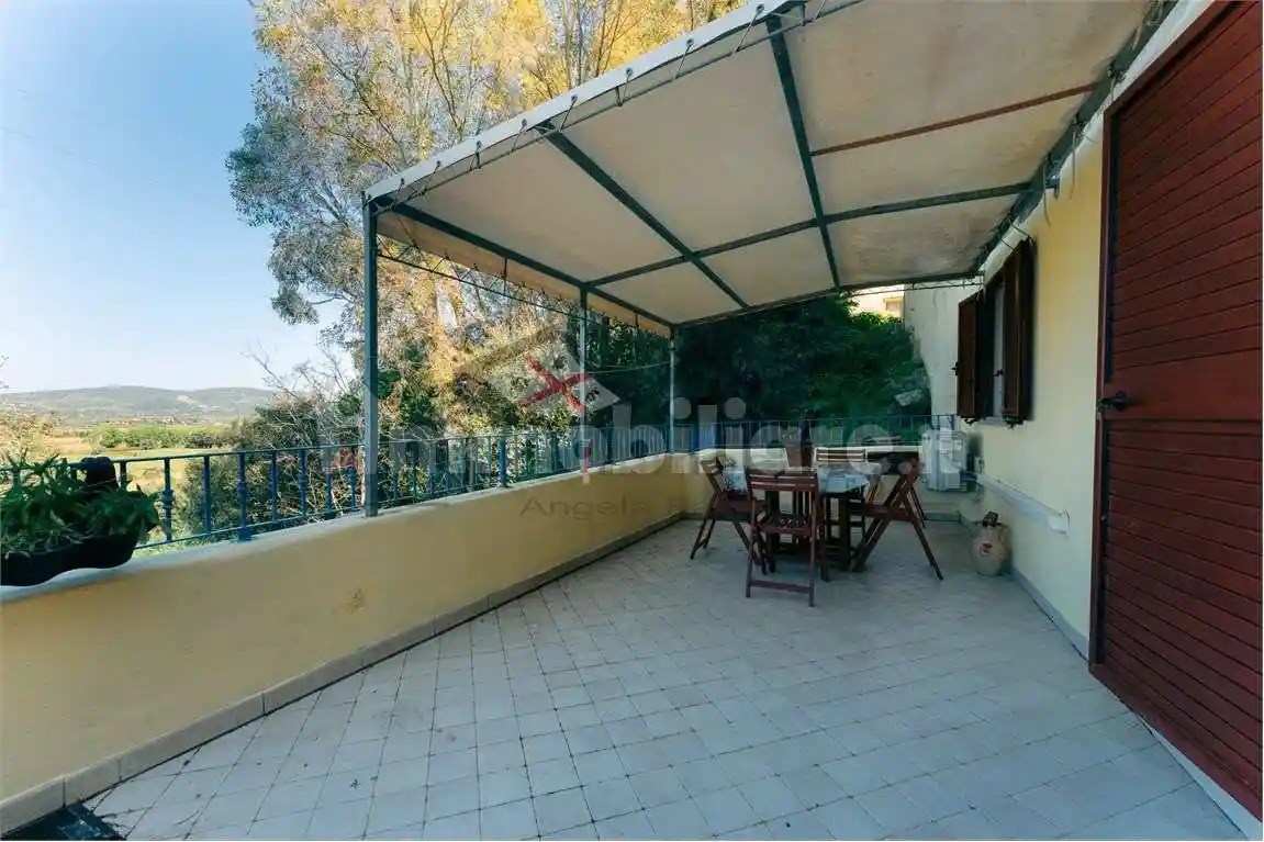 Appartamento in vendita a Posada