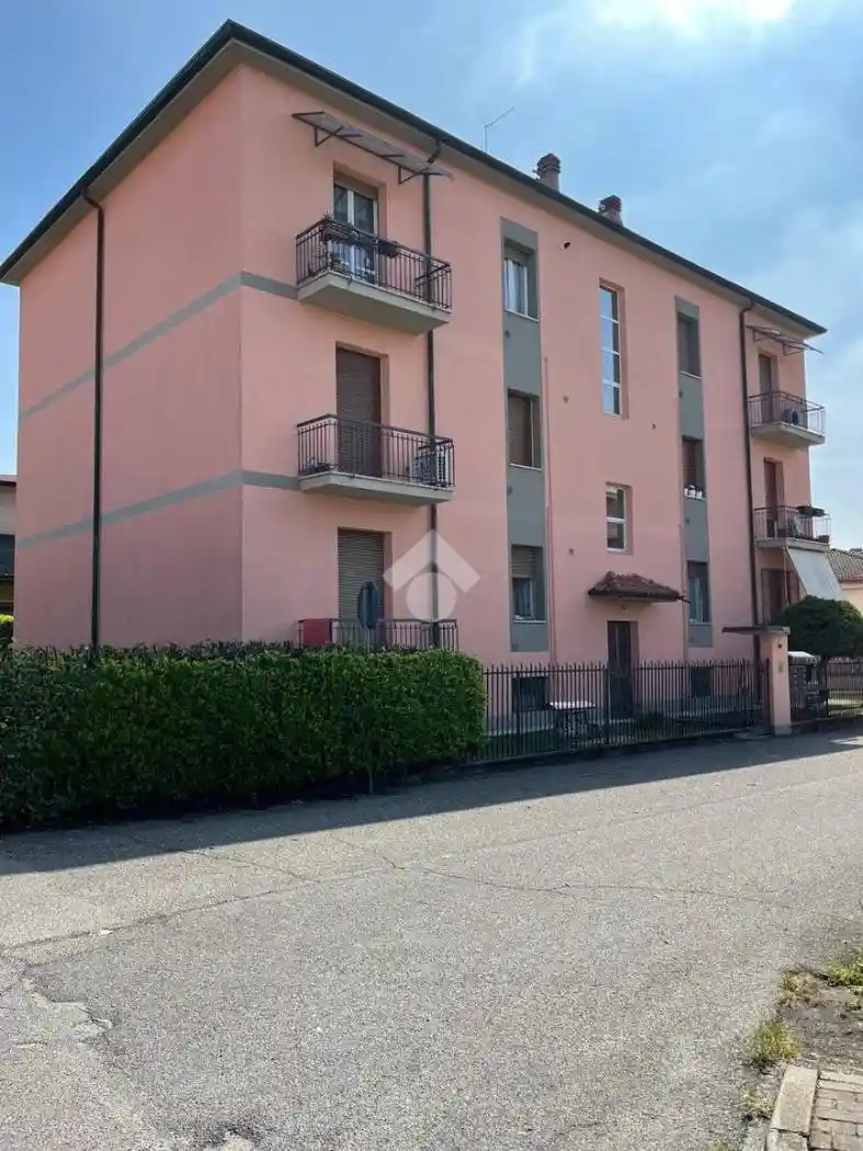 Appartamento in affitto a Macherio