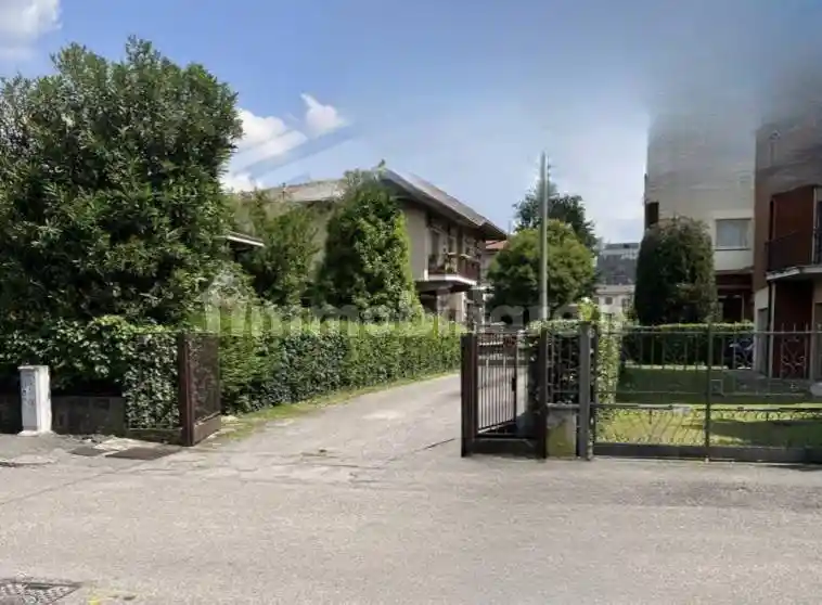 Appartamento in vendita a Brescia