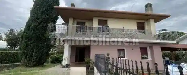 Villa in vendita a Paese