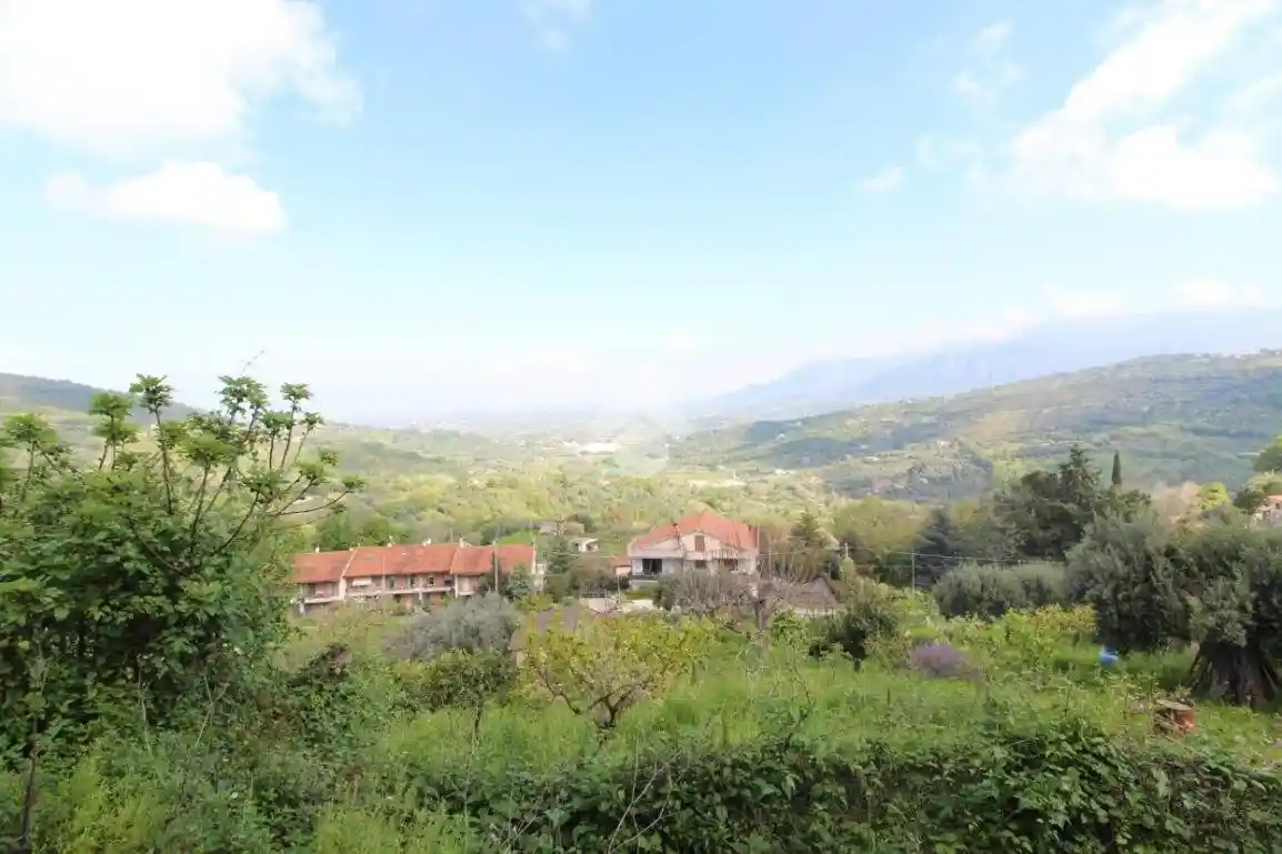 Appartamento in vendita a Ogliastro Cilento