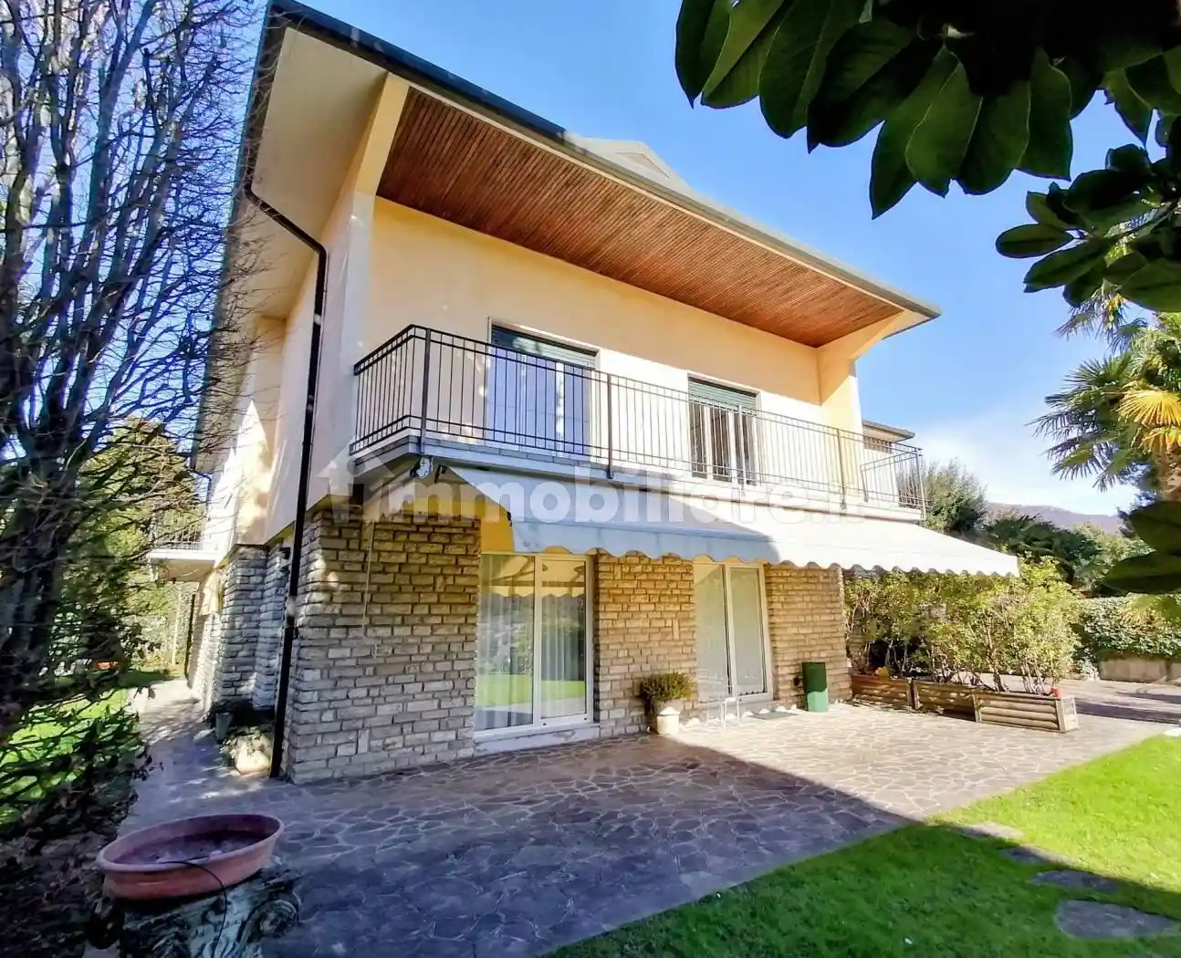 Villa in vendita a Alzano Lombardo