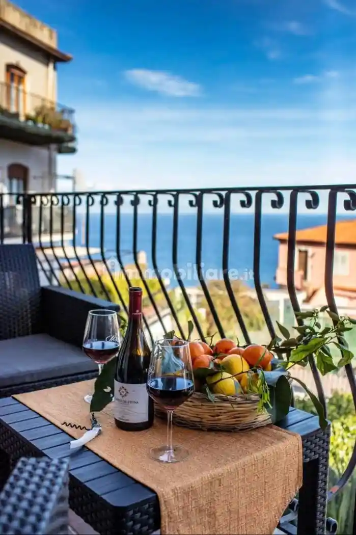 Appartamento in affitto a Taormina