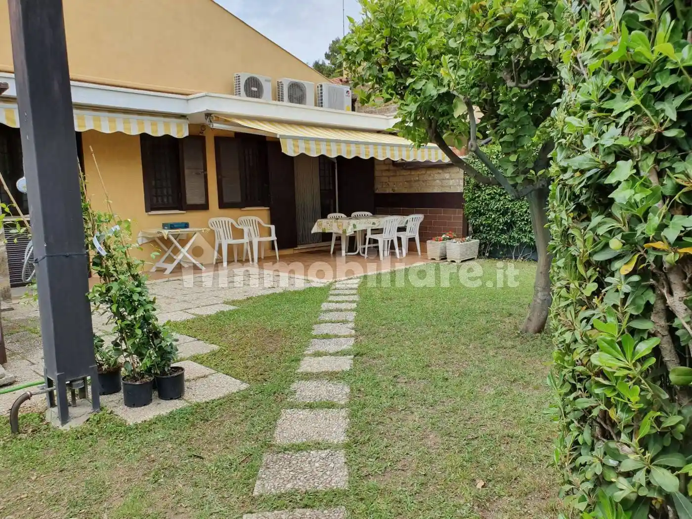 Villetta a schiera in affitto a Ladispoli