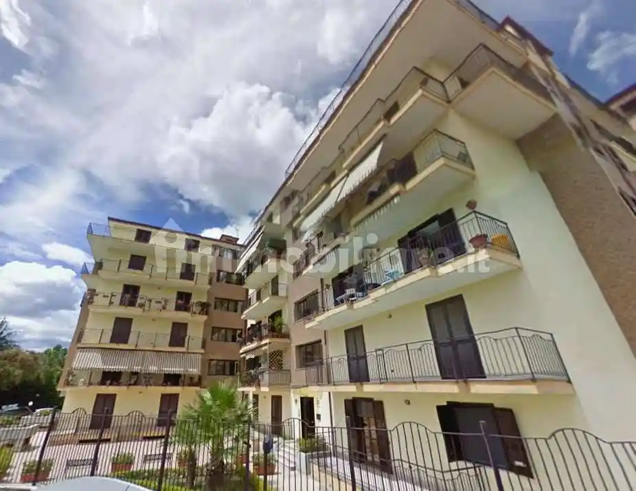 Appartamento in vendita a Orta di Atella