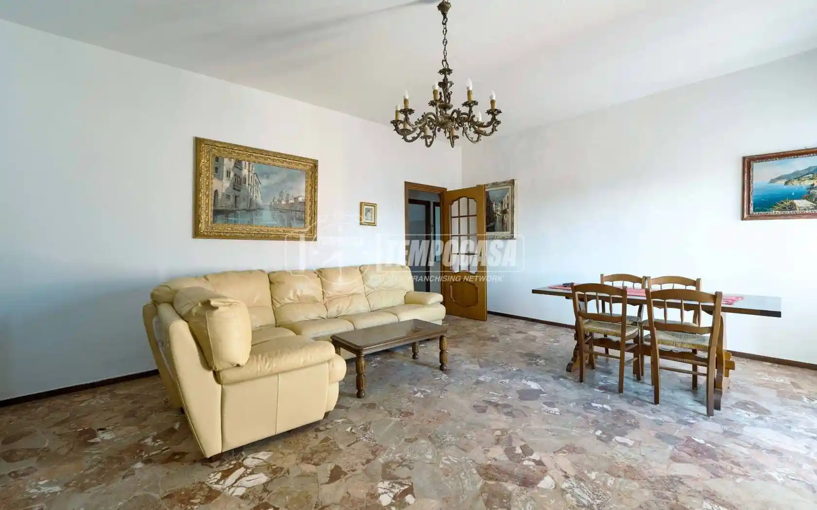 Appartamento in vendita a Cremona