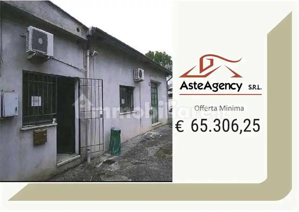 Casa indipendente in vendita a Perugia