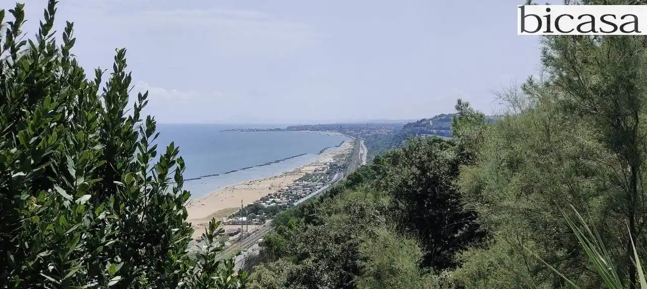 Villa in vendita a Fano