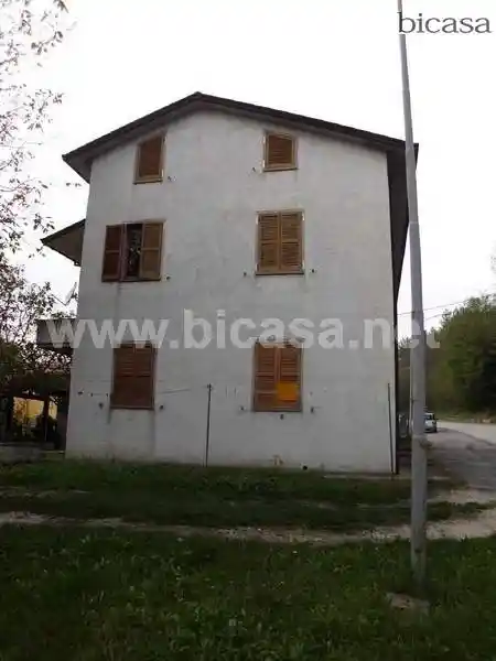 Villa in vendita a Sassocorvaro Auditore