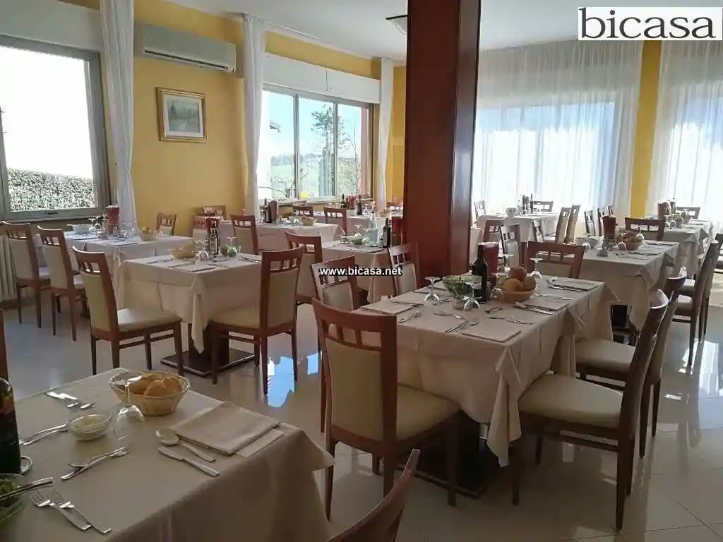 Palazzo - Edificio in vendita a Salsomaggiore Terme