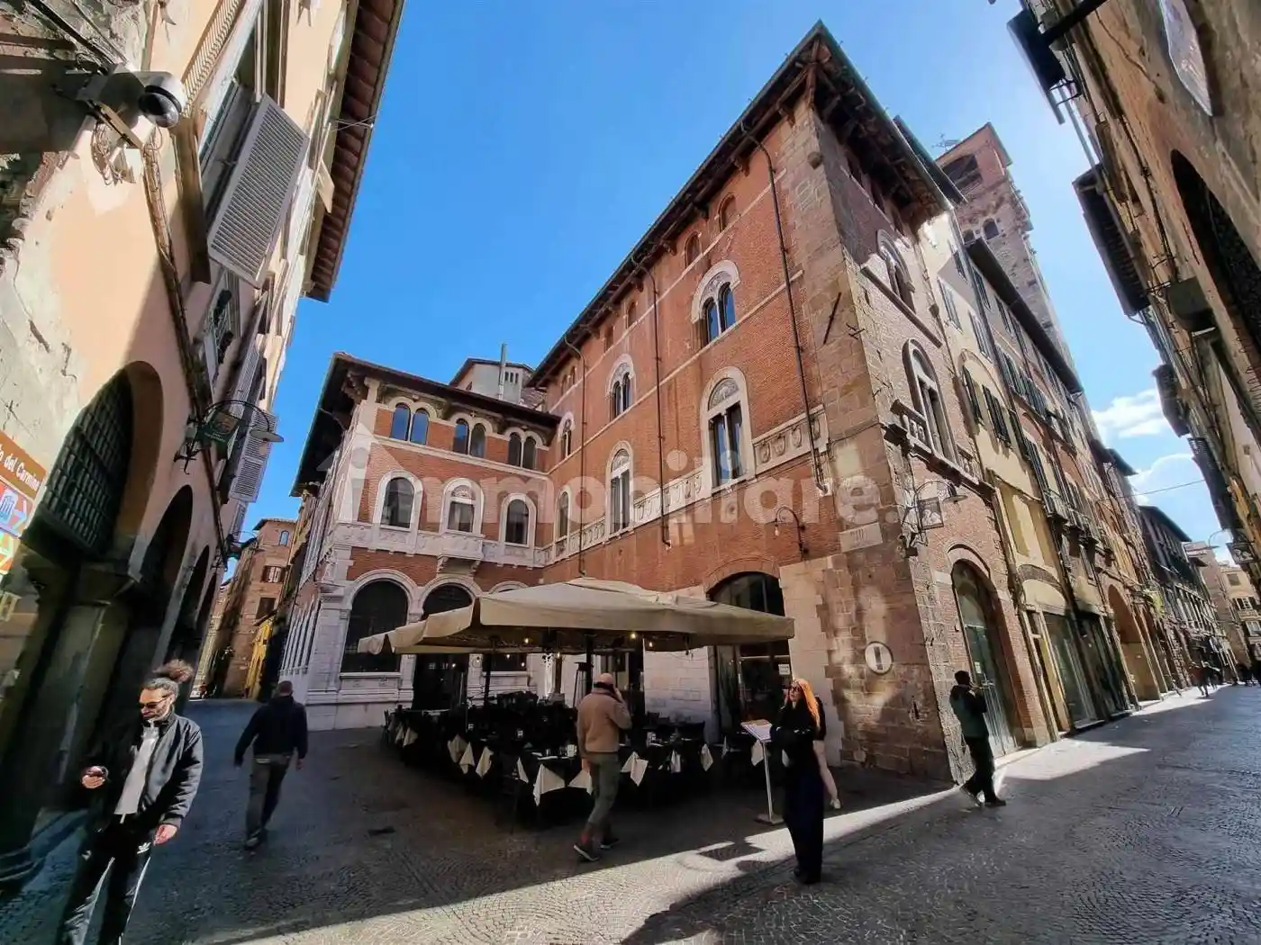 Palazzo - Edificio in vendita a Lucca