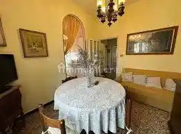 Palazzo - Stabile in vendita a Olbia