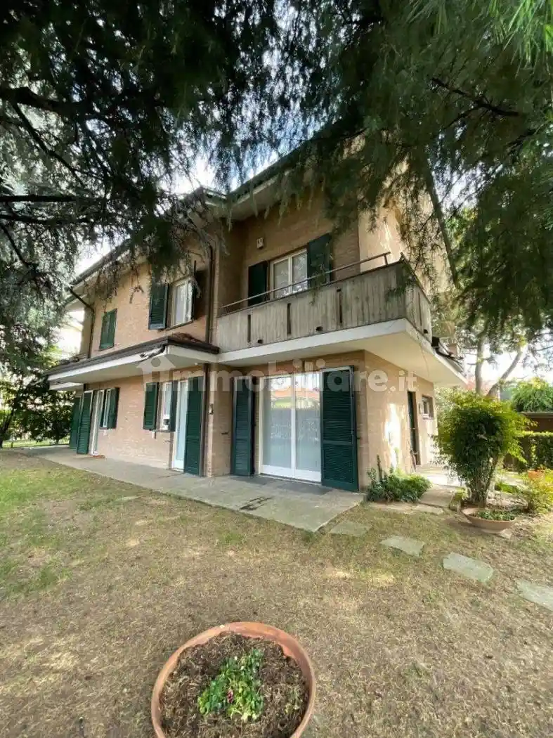 Villa in vendita a Paderno Dugnano