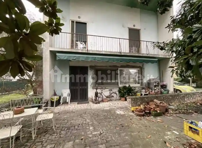 Casa indipendente in vendita a Tresignana