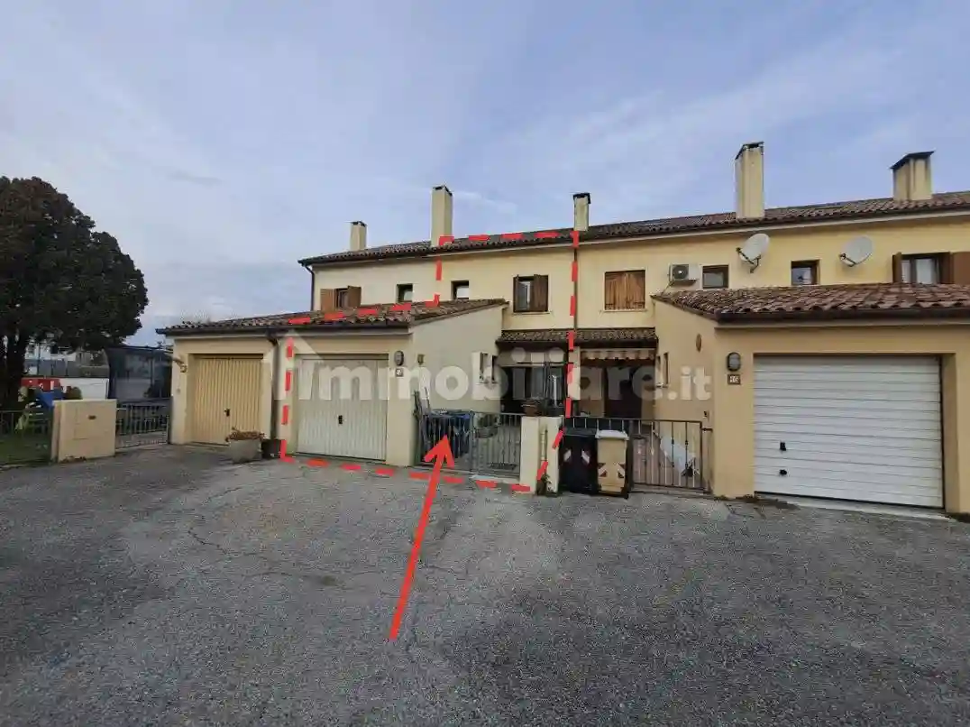 Villetta a schiera - foto 2