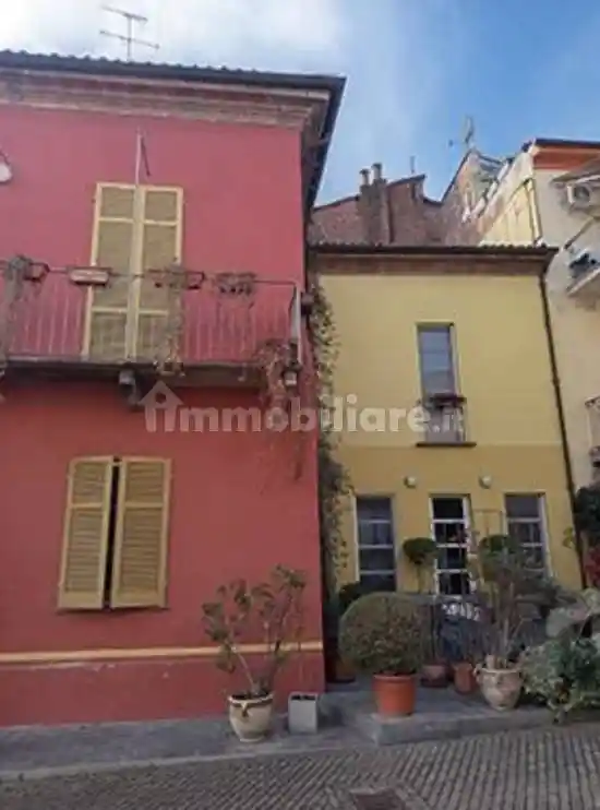 Casa indipendente in vendita a Alessandria