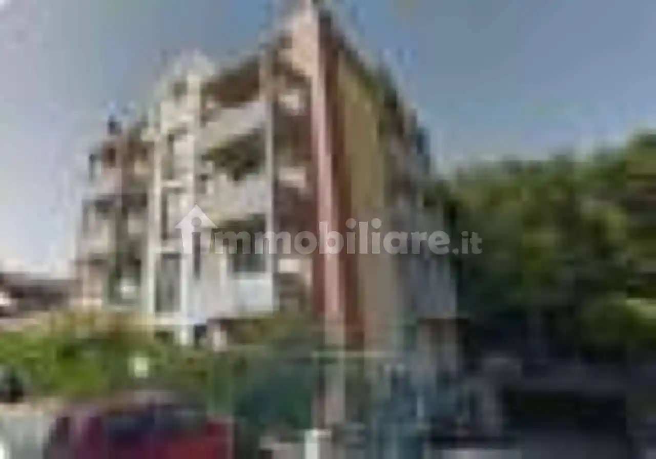 Palazzo - Edificio in vendita a Cardano al Campo