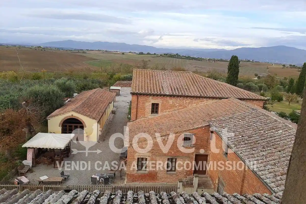 Rustico - Casale in vendita a Cortona