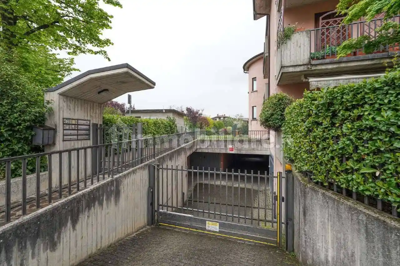 Appartamento in vendita a Almenno San Bartolomeo