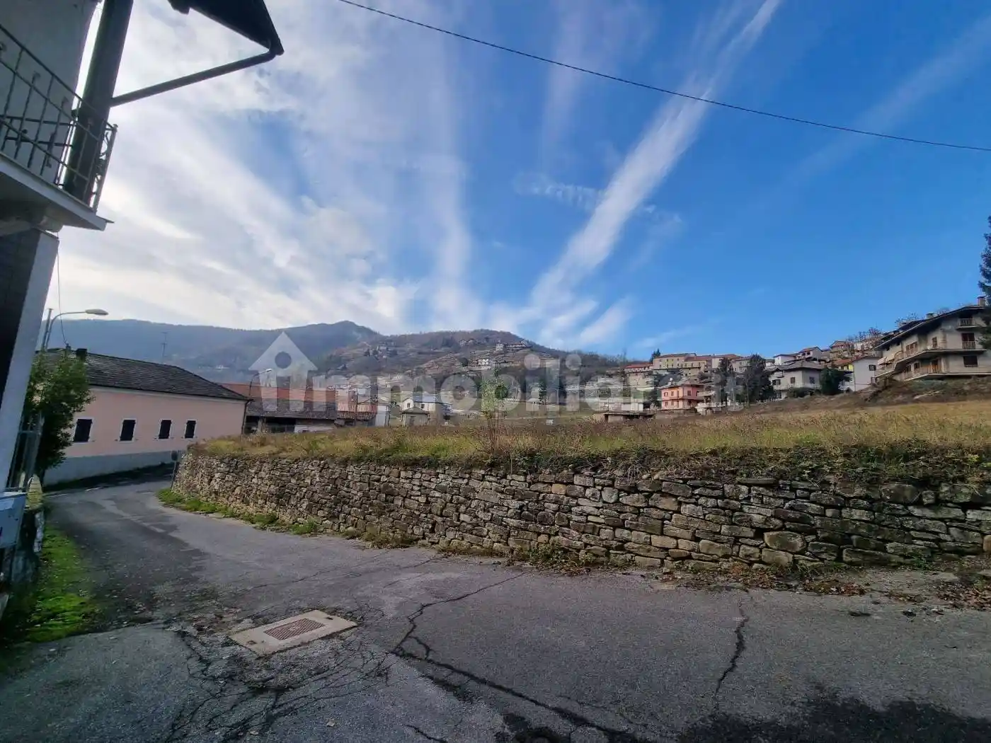 Casa indipendente in vendita a Gorzegno