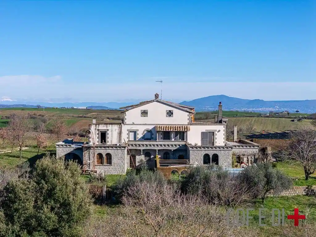 Villa in vendita a Piansano