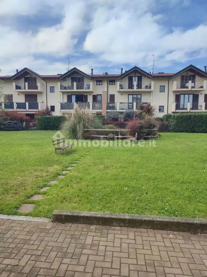 Appartamento in affitto a Busnago