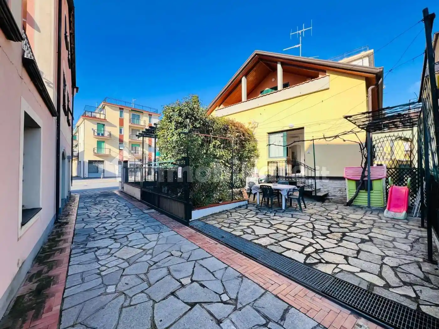Appartamento in vendita a San Bartolomeo al Mare