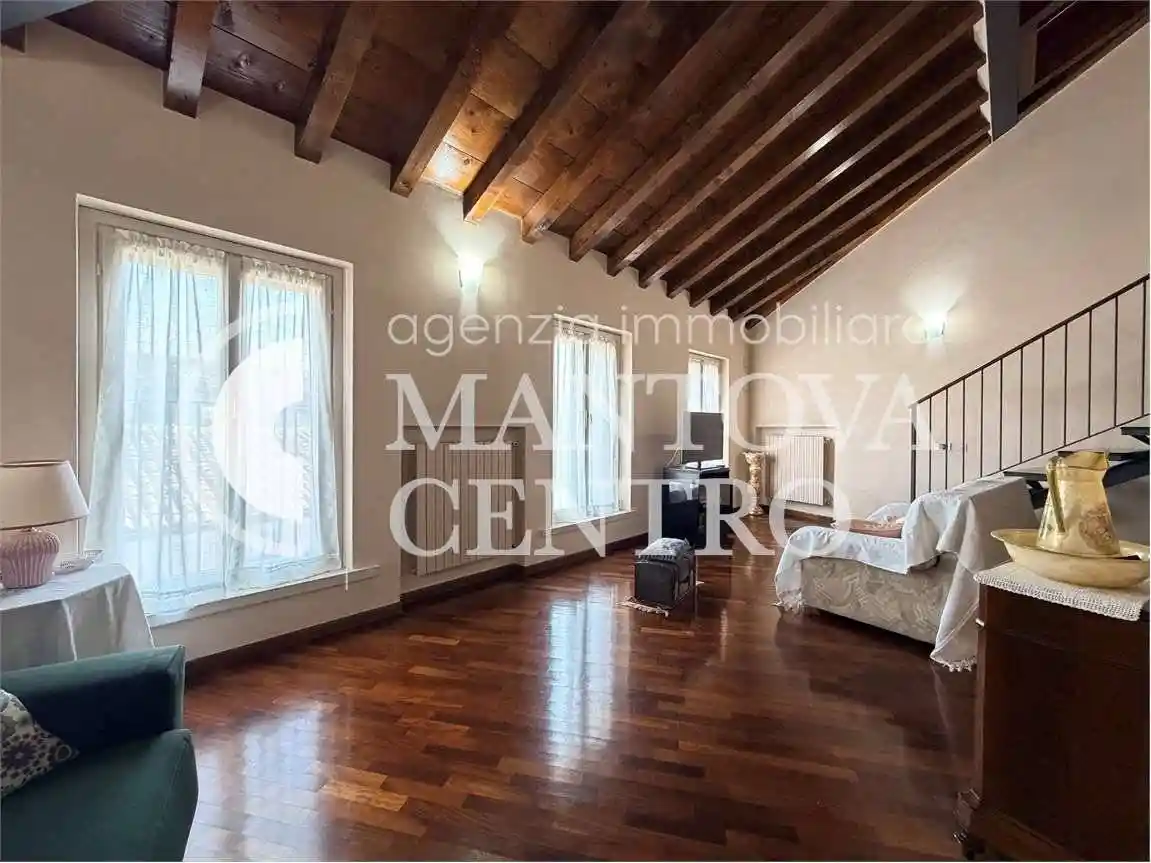 Appartamento in vendita a Mantova