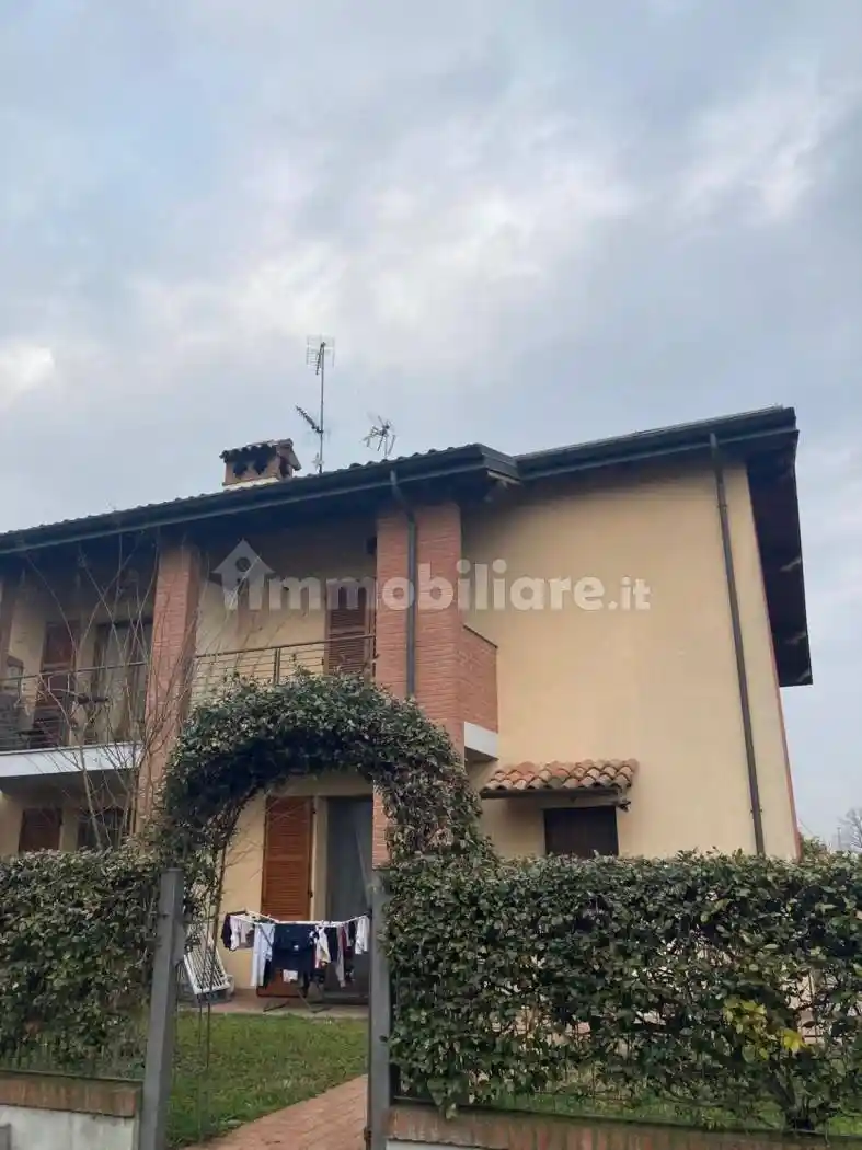 Villa in vendita a Piacenza