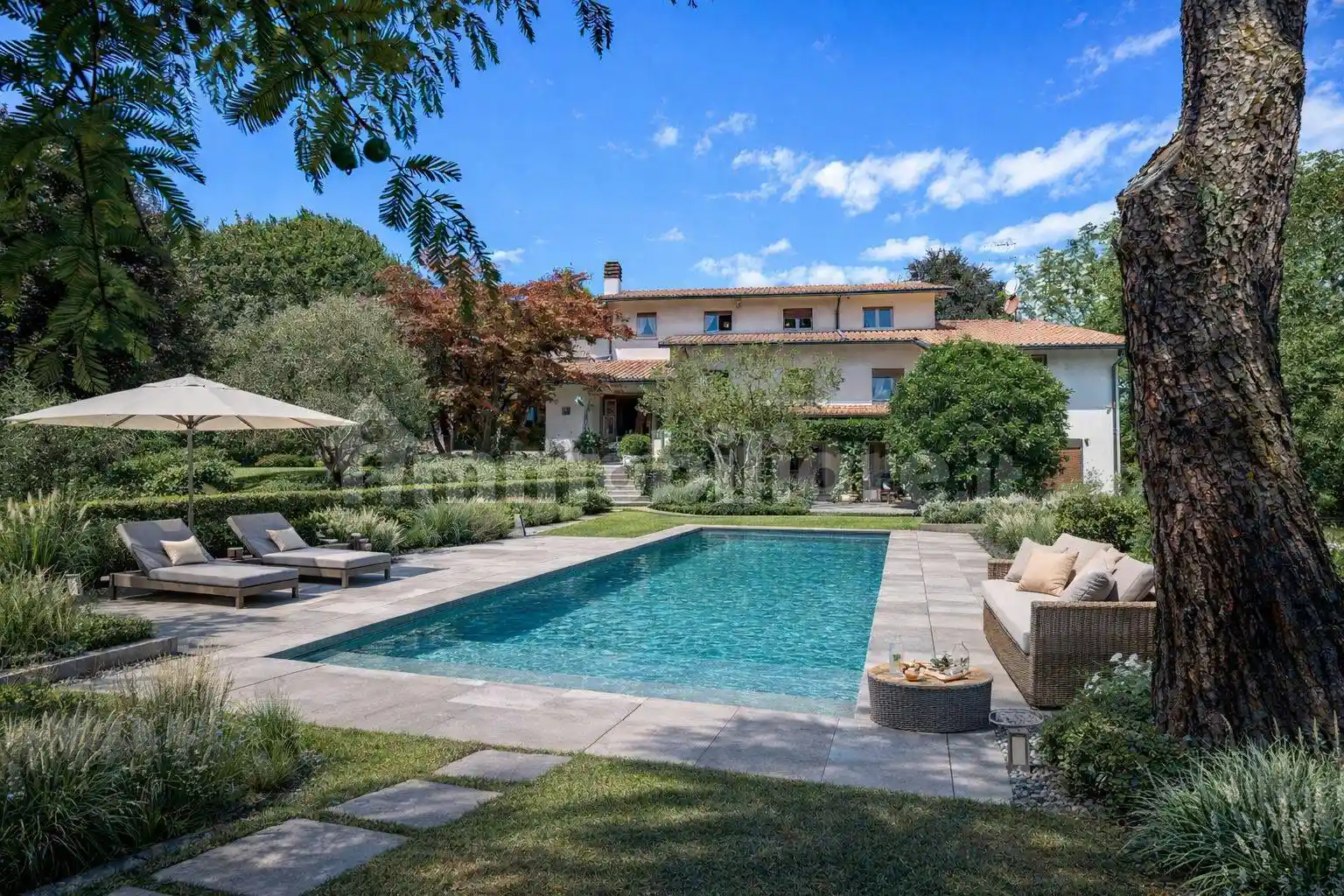 Villa in vendita a Cernusco Lombardone