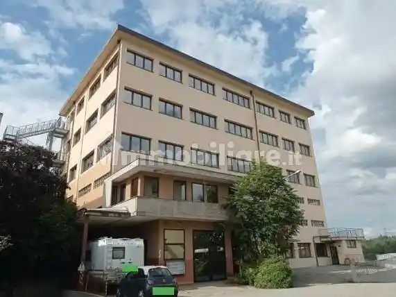 Palazzo - Stabile in vendita a Torino