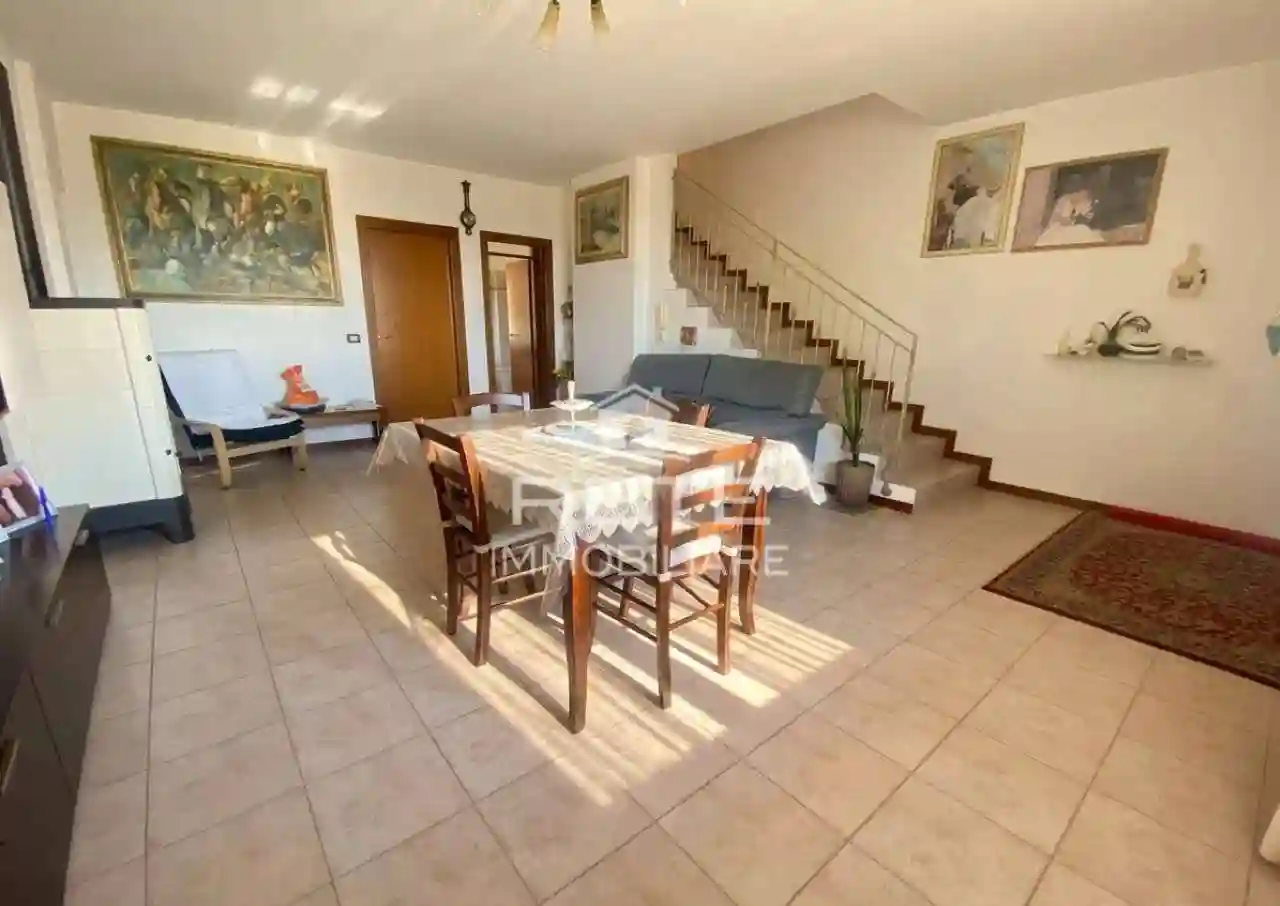 Villetta a schiera - foto 3