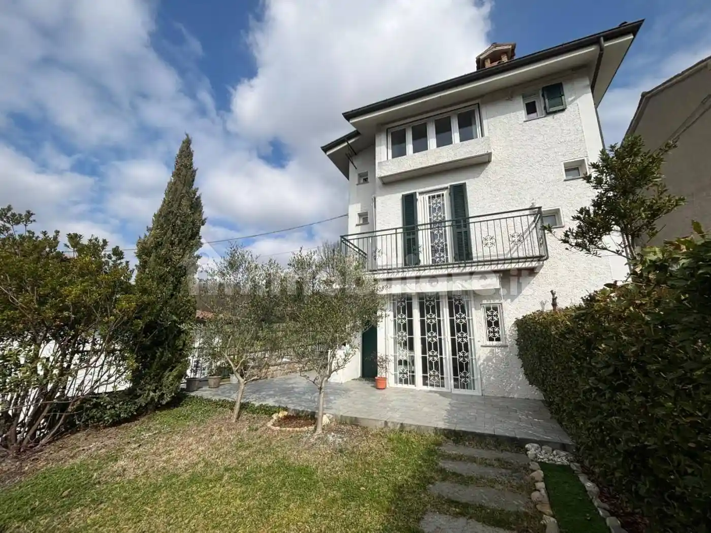 Casa indipendente in vendita a Alta Val Tidone