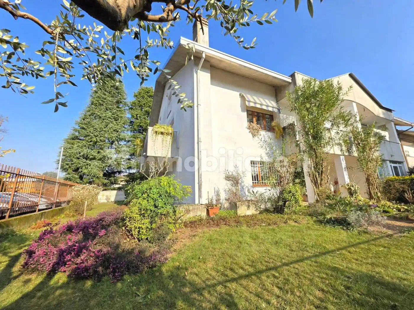 Villetta a schiera in vendita a Legnano