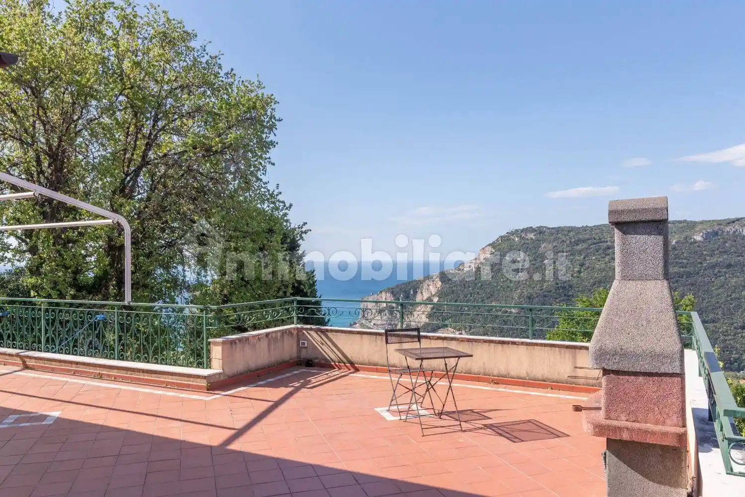 Appartamento in vendita a Finale Ligure