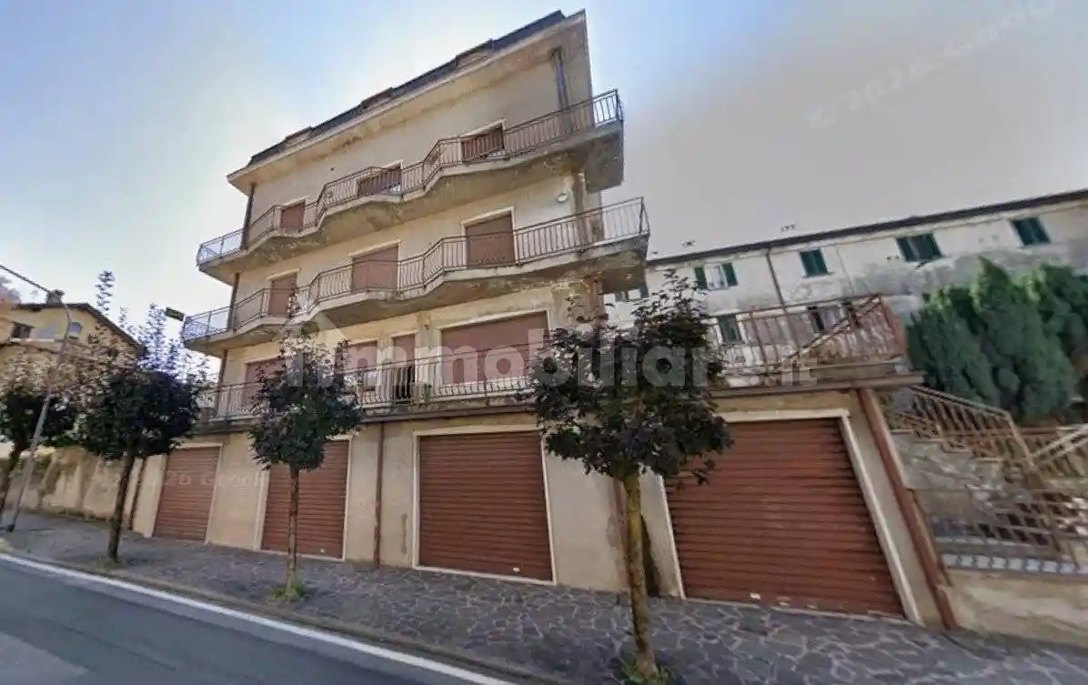 Appartamento in vendita a Anzano del Parco
