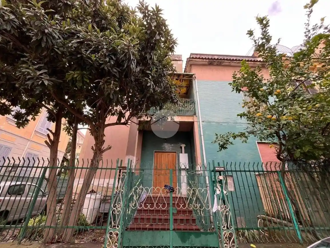 Villa in vendita a Napoli