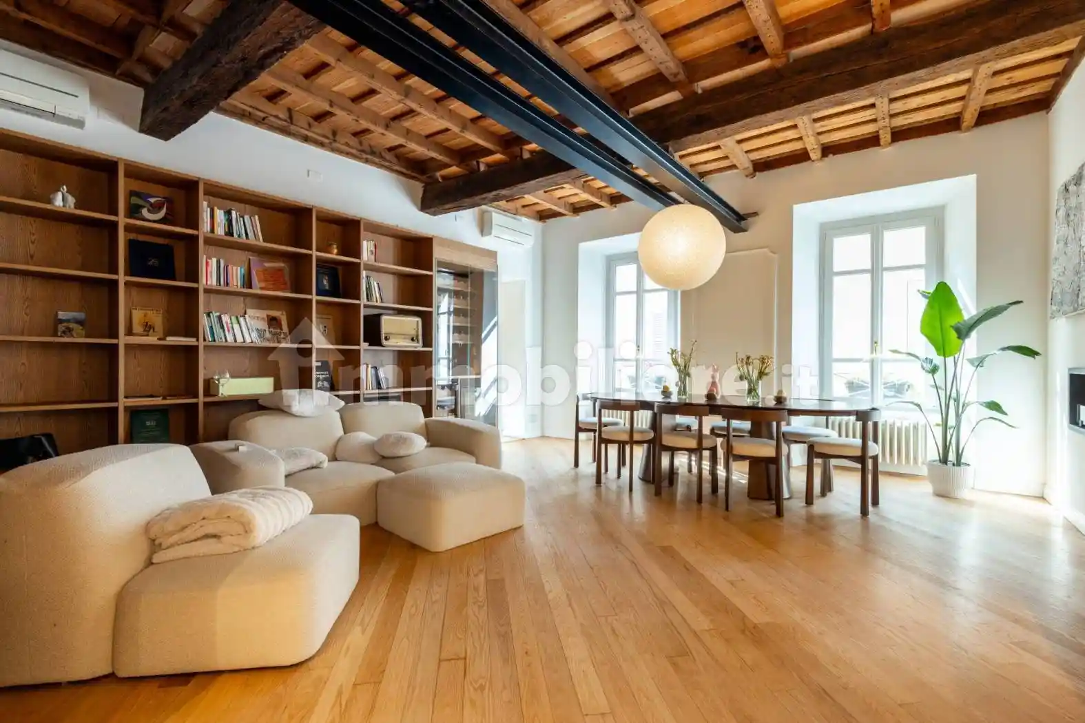 Appartamento in vendita a Monza