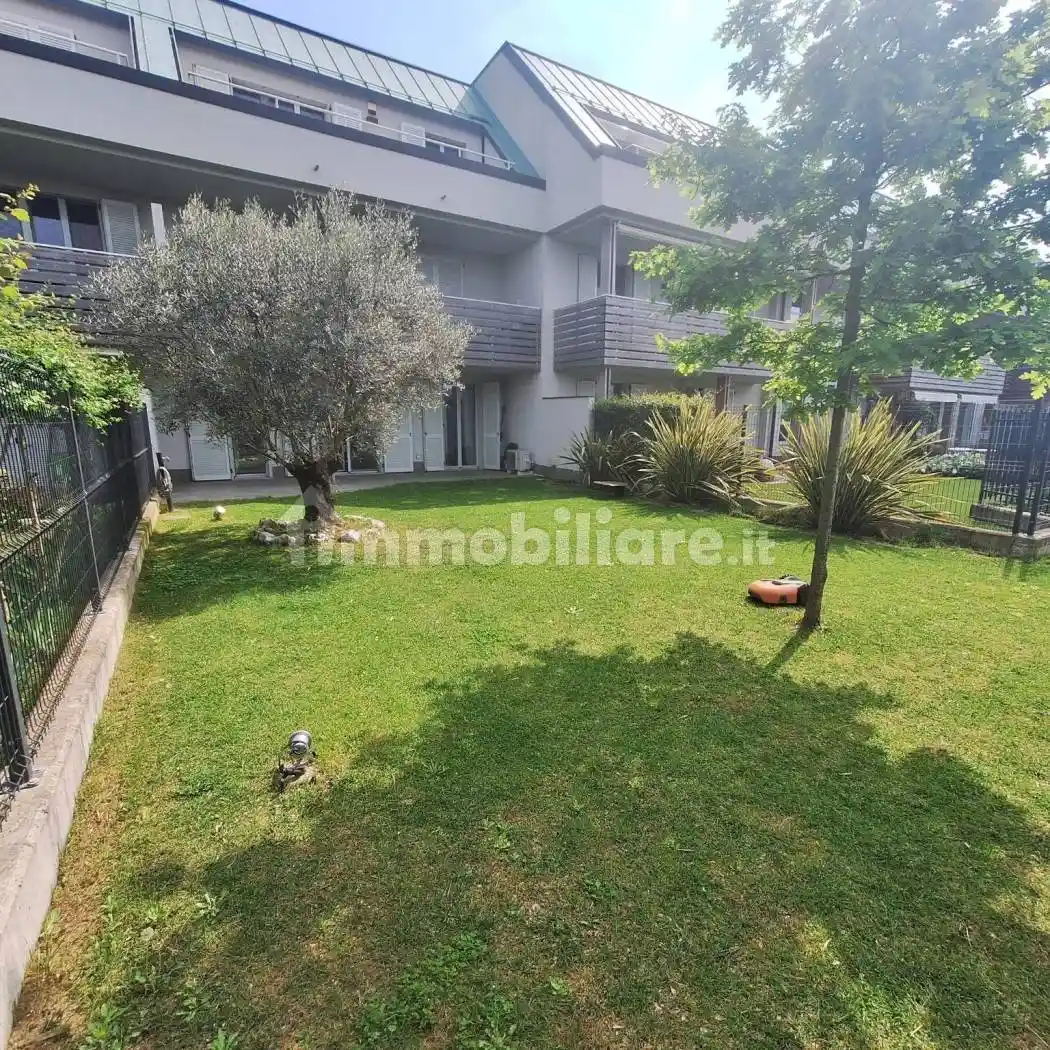 Appartamento in affitto a Pavia
