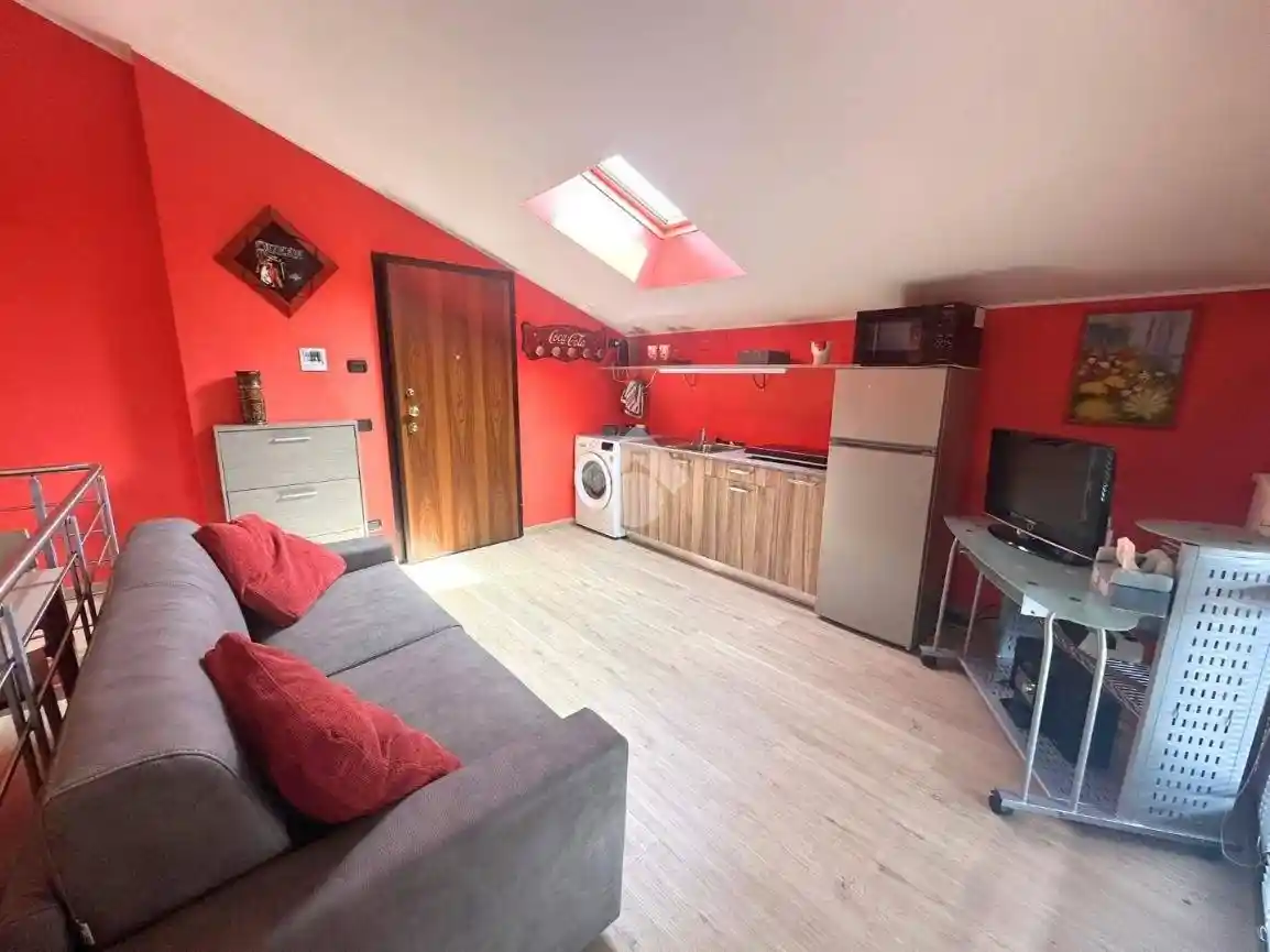 Appartamento in affitto a Varedo