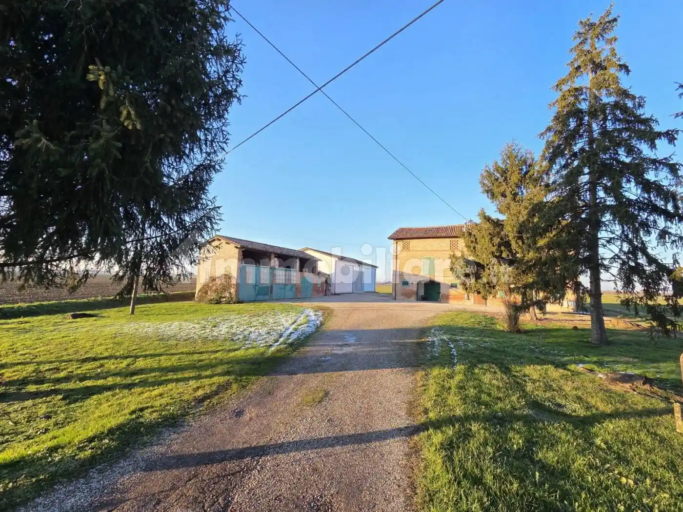 Rustico - Casale in vendita a Ravarino