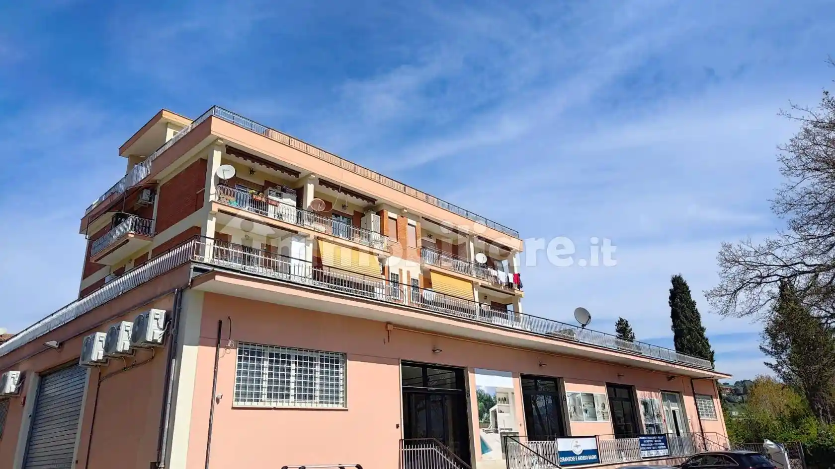 Appartamento in affitto a Castel Madama