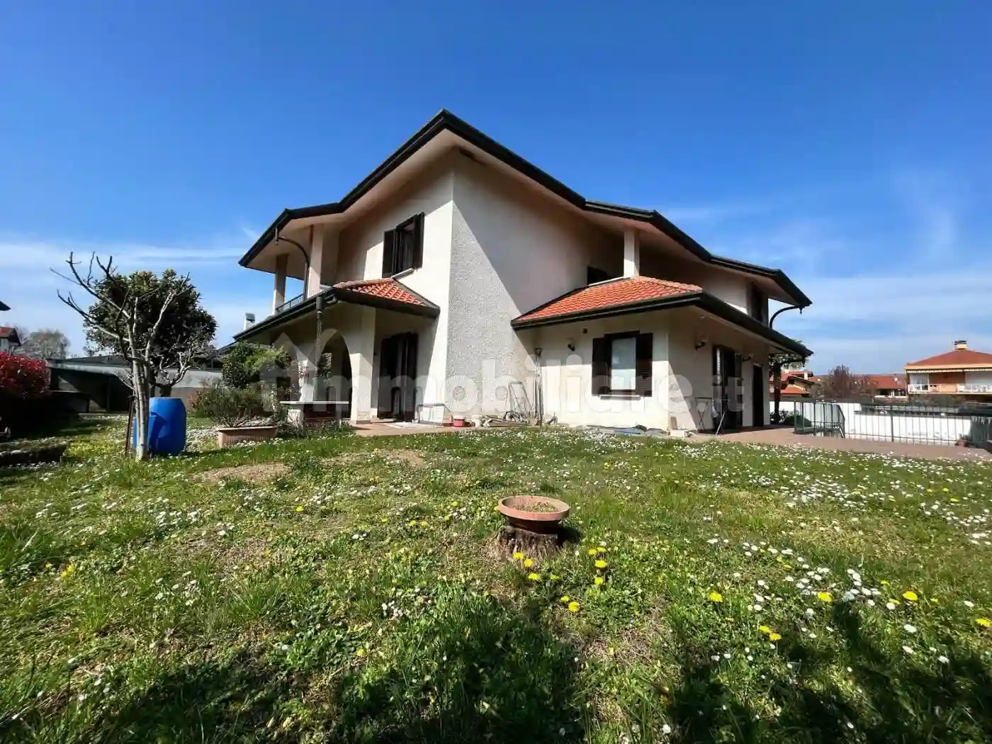 Villa - foto 2