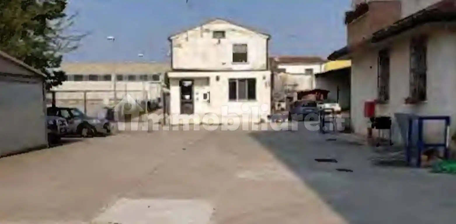 Villa in vendita a Castelbelforte